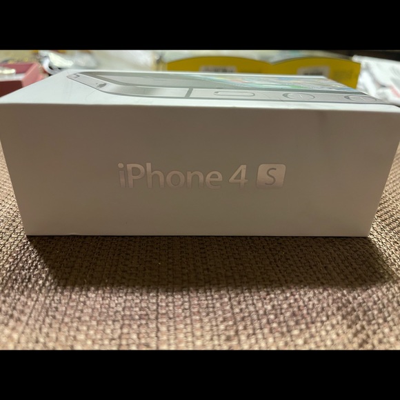 iPhone 4s - Picture 9 of 11